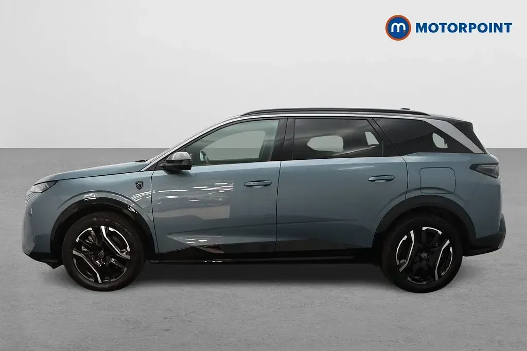 Used Peugeot 5008 GTi 156 kW (213 HP) 2025 Blue SUV