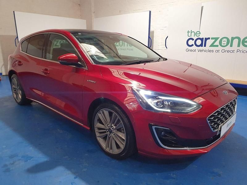 Used Ford Focus Vignale 125 HP (91 kW) 2021 Red Hatchback