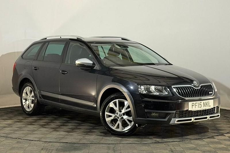 Used Skoda Octavia Scout Scout 4x4 184 HP (135 kW) 2015 Estate
