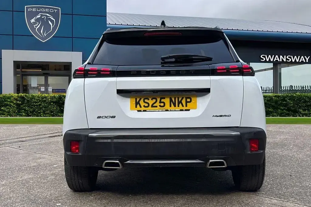 Used Peugeot 2008 GT 145 HP (106 kW) 2025 White SUV