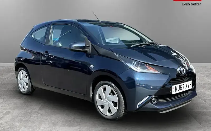 Używany Toyota Aygo X-play 69 KM (50 kW) 2018 Hatchback