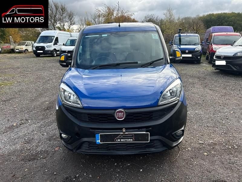 Used Fiat Doblò 2015 Blue MPV