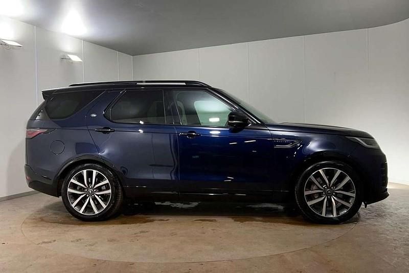 Used Land Rover Discovery 5 SE Dynamic 296 HP (217 kW) 2023 Blue SUV