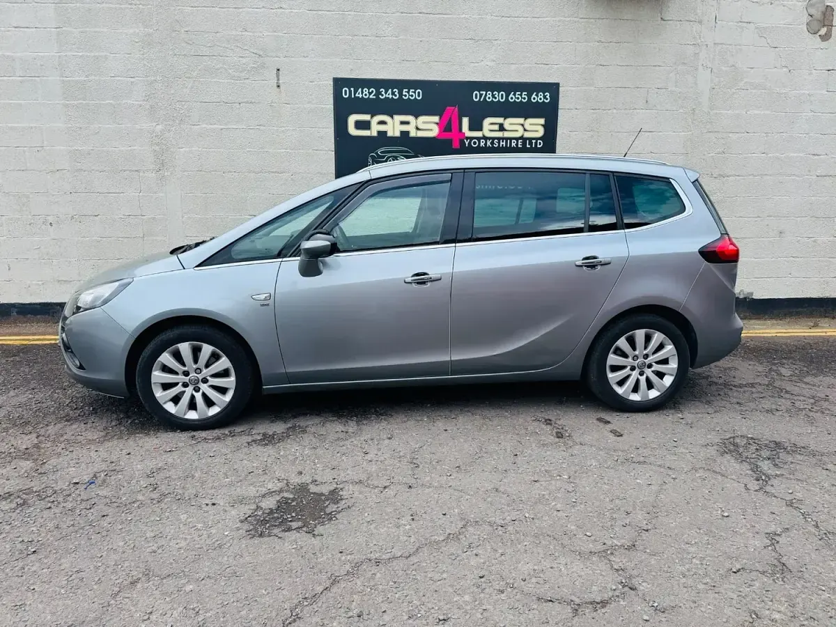 Used Vauxhall Zafira 170 HP (125 kW) 2013 Silver MPV