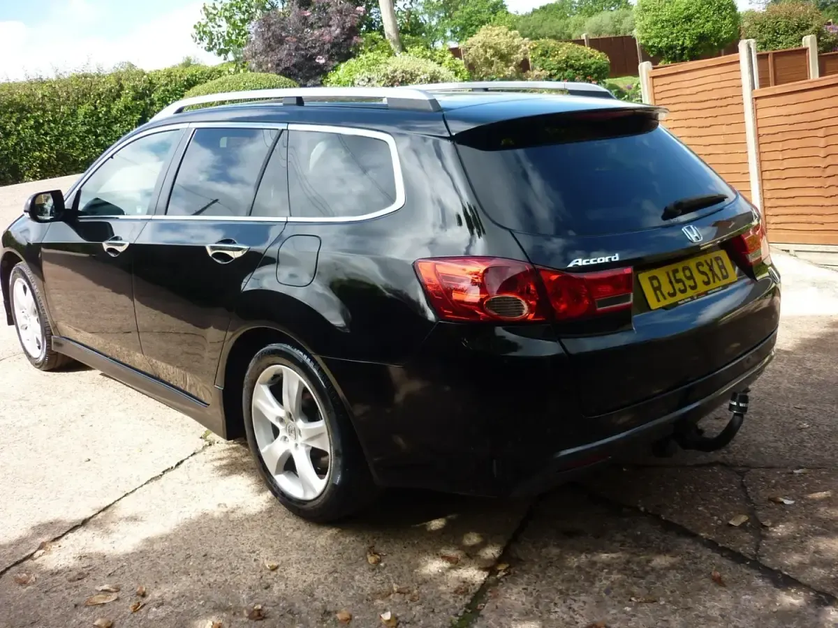 Usado Honda Accord ES 2010 Negro Familiar
