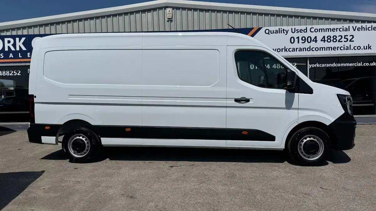 Used Renault Master 2025 White MPV