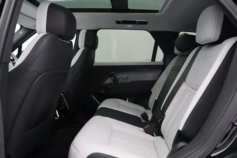 Used Land Rover Range Rover Sport SE Dynamic 296 HP (217 kW) 2023 Black SUV