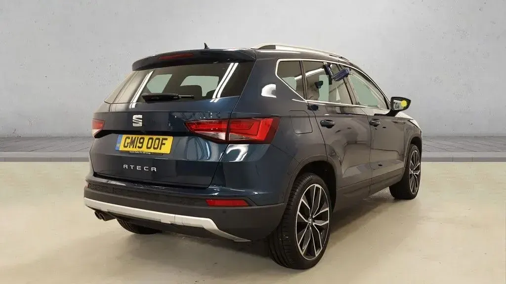 Used Seat Ateca XCELLENCE Lux 150 HP (110 kW) 2019 Blue SUV