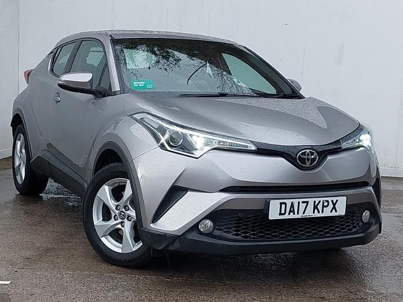 Used Toyota C-HR 115 HP (84 kW) 2017 Silver SUV