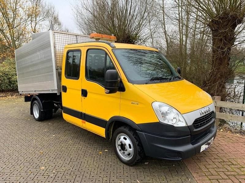 Used Iveco Daily 2014 Yellow Cabriolet
