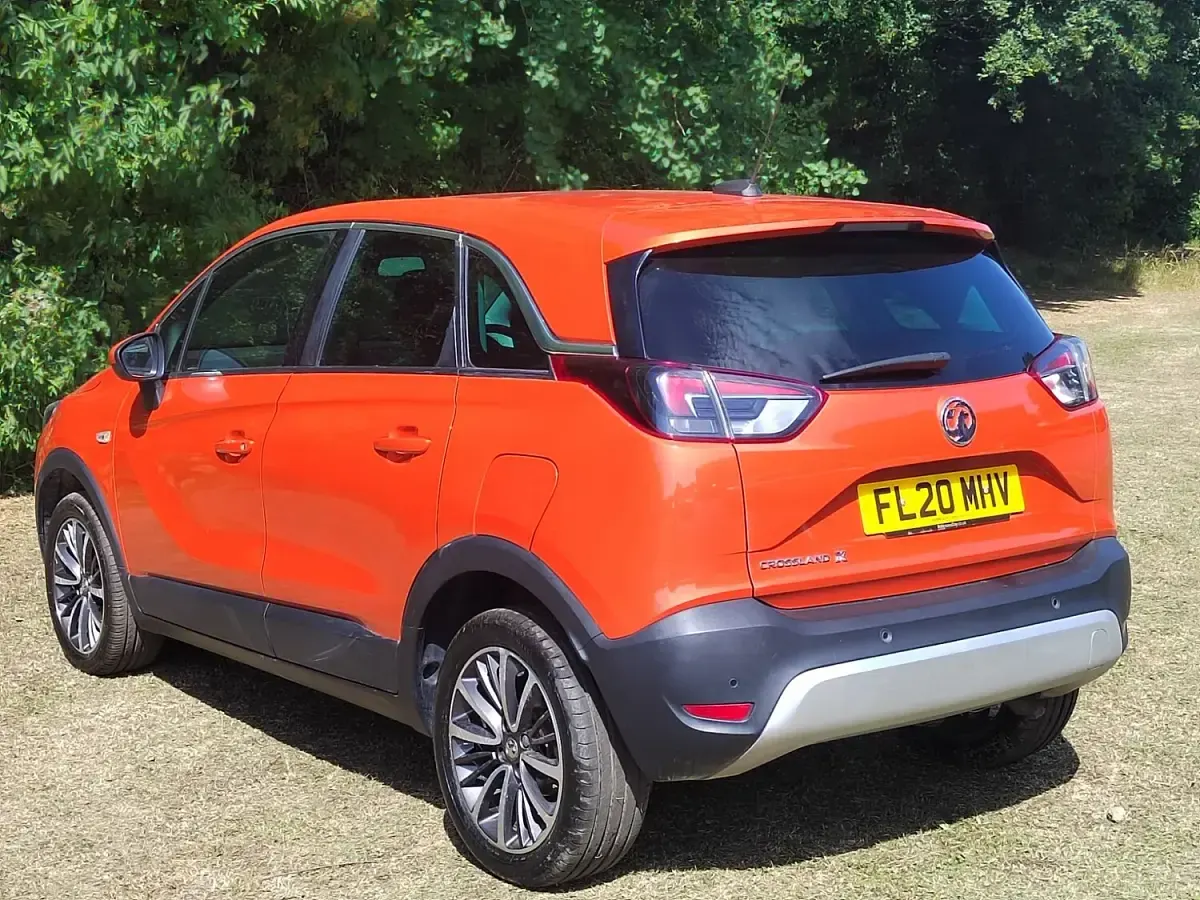 Used Vauxhall Crossland X Elite 129 HP (94 kW) 2020 Orange SUV