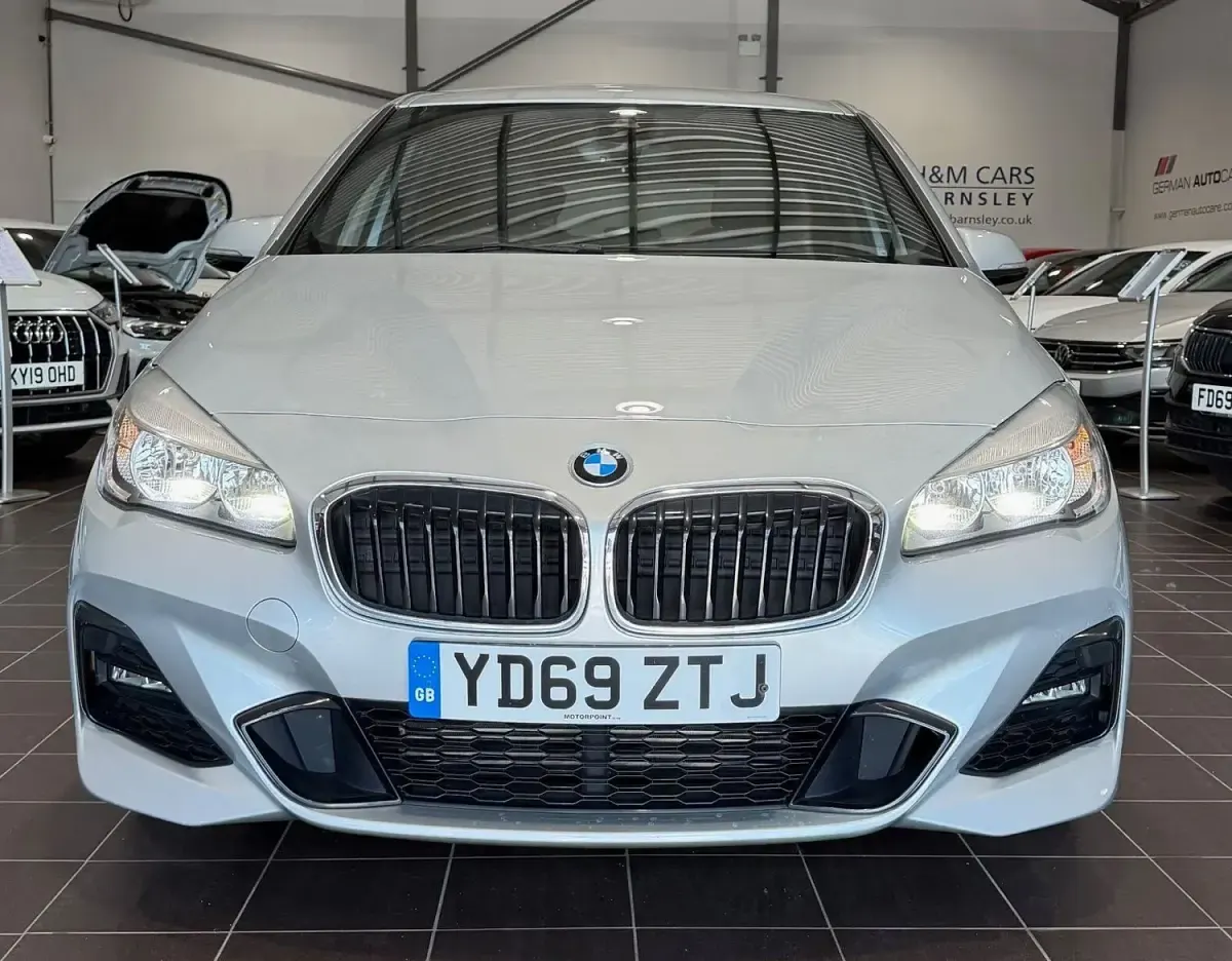 Begagnad BMW 218 M Sport 2019 Silver Halvkombi