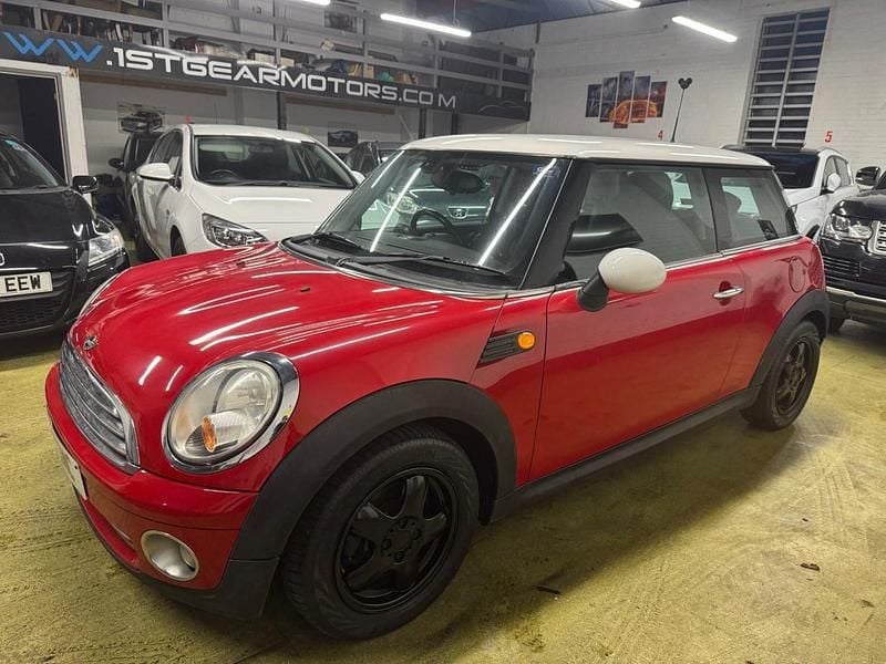 Red Used 2009 Mini Cooper Hatch Hatchback | £3,475 (Fair price) - Image 1/4