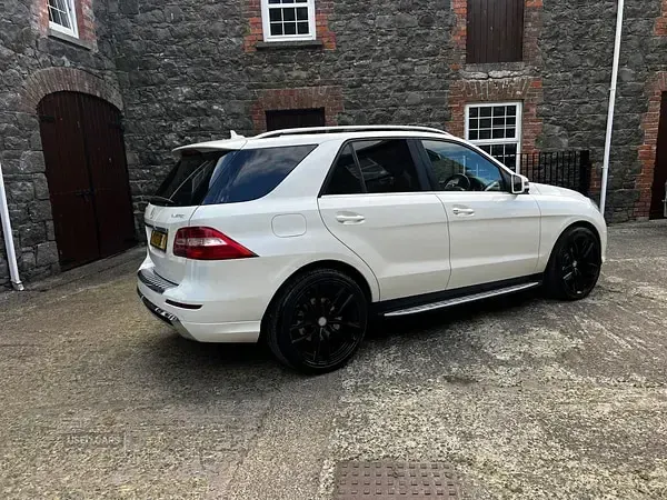 Used Mercedes ML250 2013 White SUV