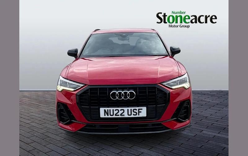 Used Audi Q3 Black Edition 150 HP (110 kW) 2022 Red SUV
