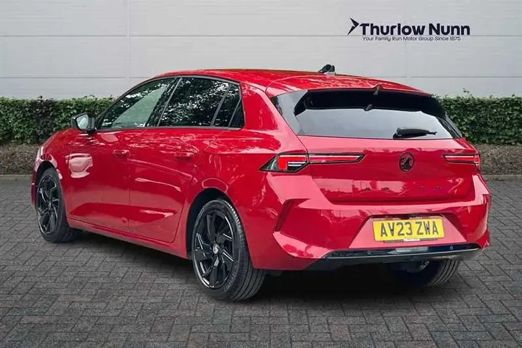 Used Vauxhall Astra S 130 HP (95 kW) 2023 Red Hatchback