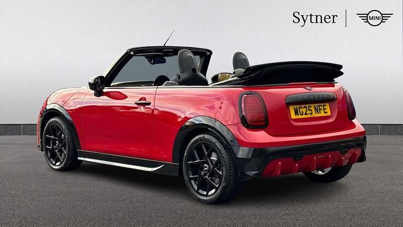 Used Mini Cooper 201 HP (147 kW) 2025 Red Hatchback