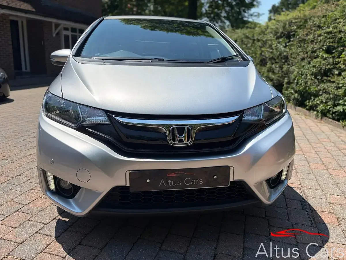Used Honda Jazz EX 102 HP (75 kW) 2017 Silver Hatchback