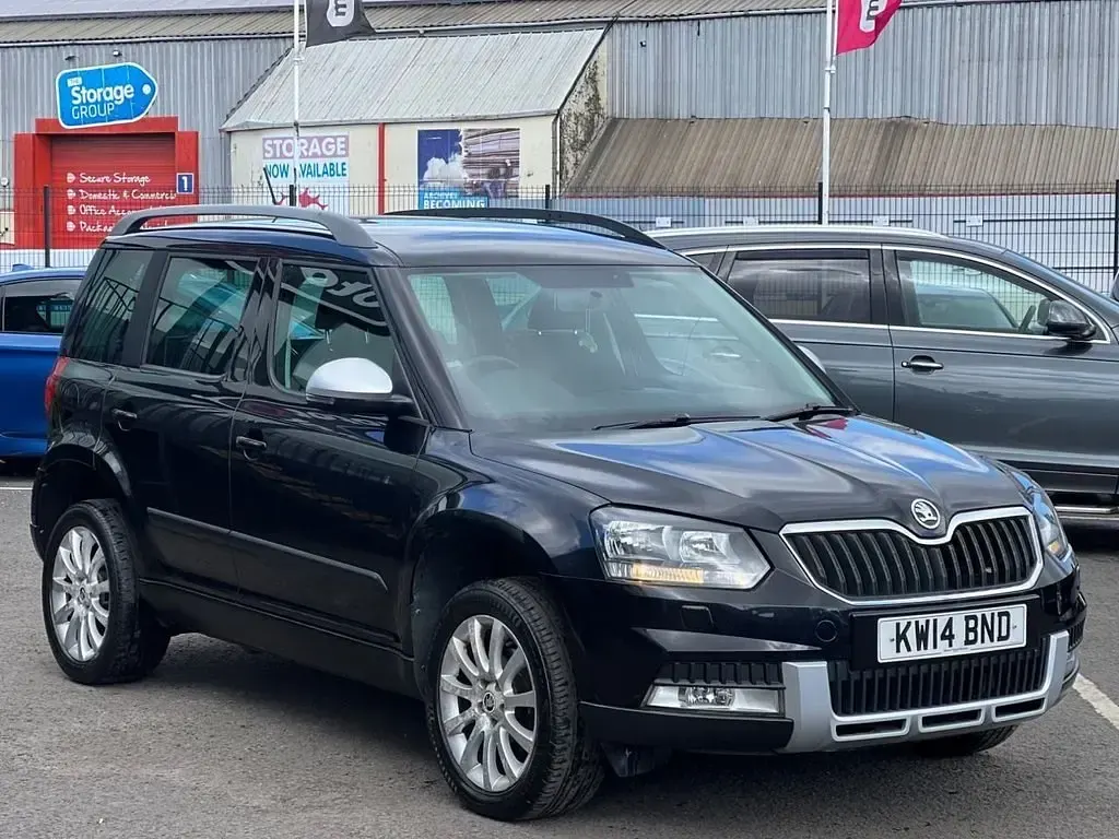 Używany Skoda Yeti SE 105 KM (77 kW) 2014 Czarny SUV