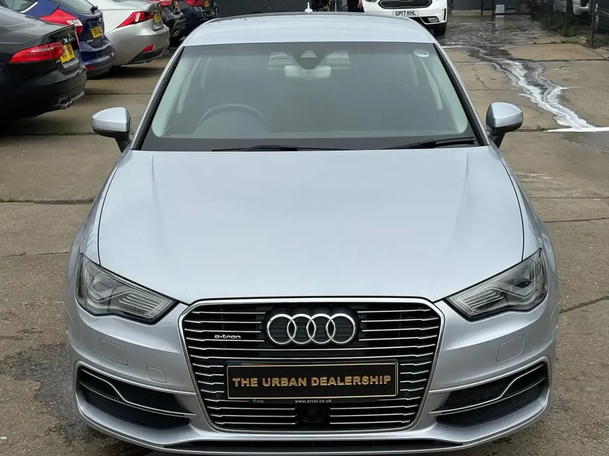 Used Audi A3 Sportback e-tron Comfort 2015 Silver Hatchback