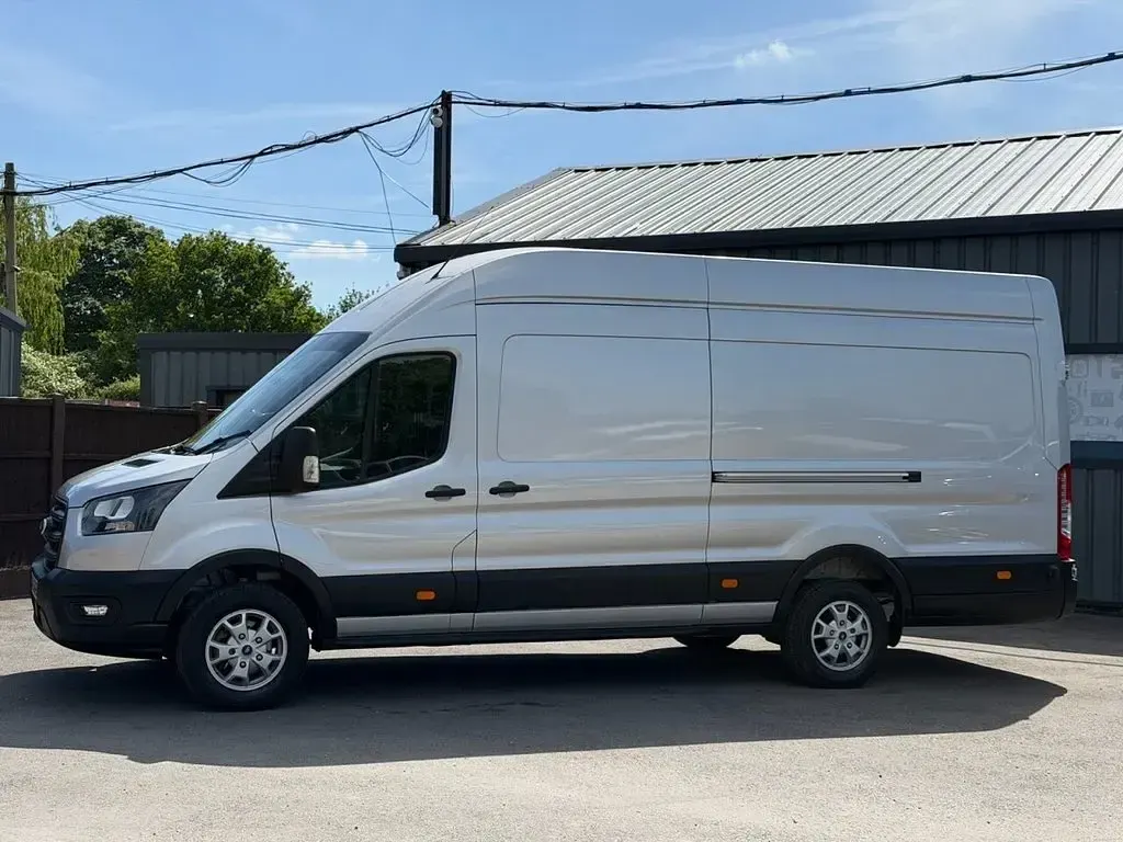 Used Ford Transit Trend 130 HP (95 kW) 2024 Silver Van