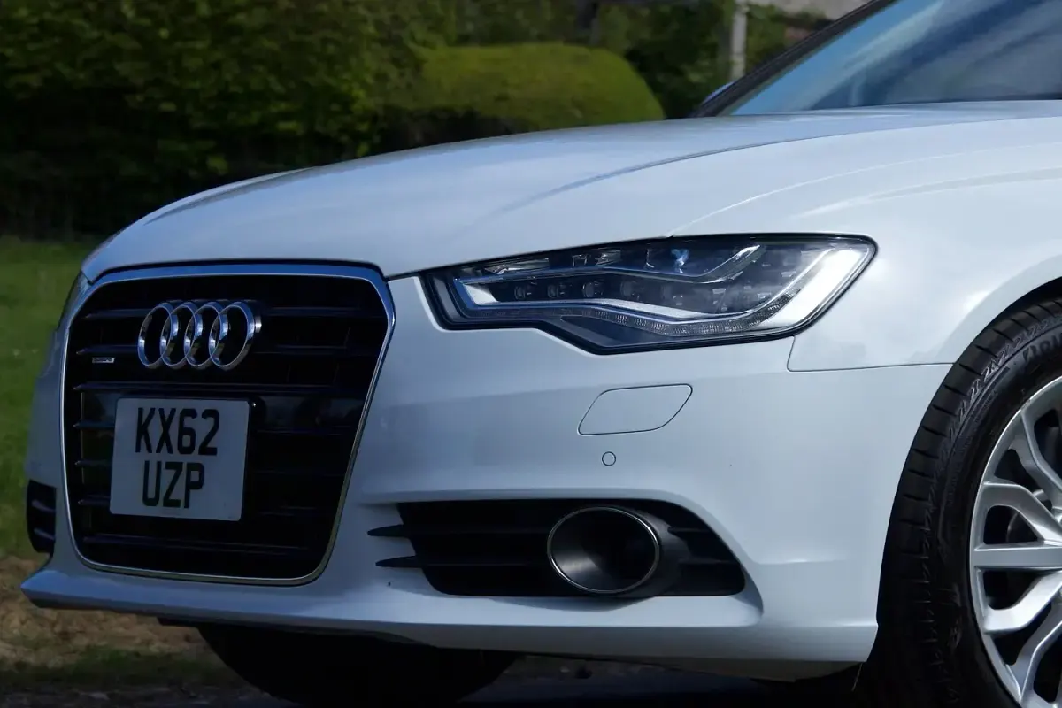 Used Audi A6 Comfort 2012 White Estate