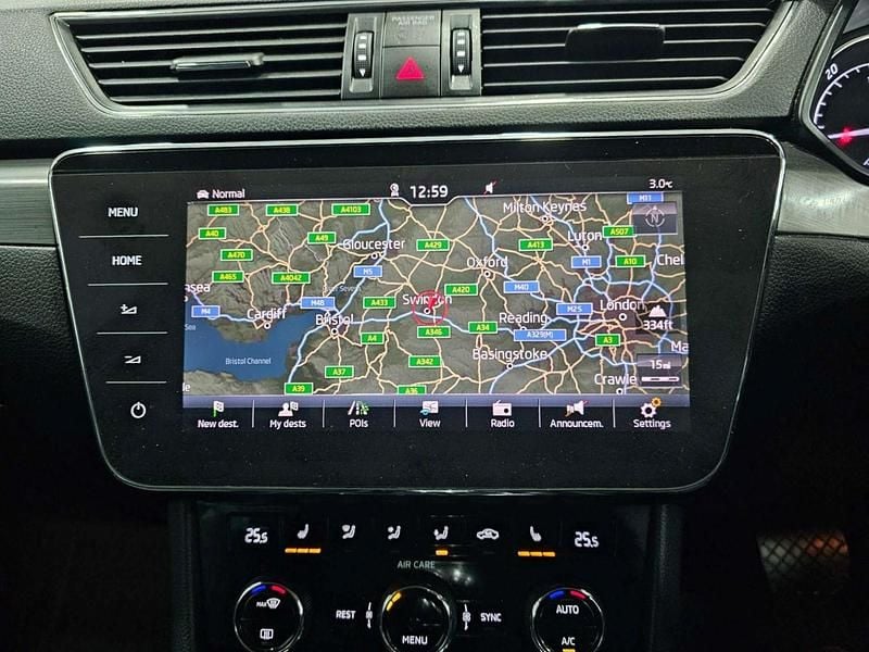 Used Skoda Superb SE L Executive 150 HP (110 kW) 2017 Blue Estate