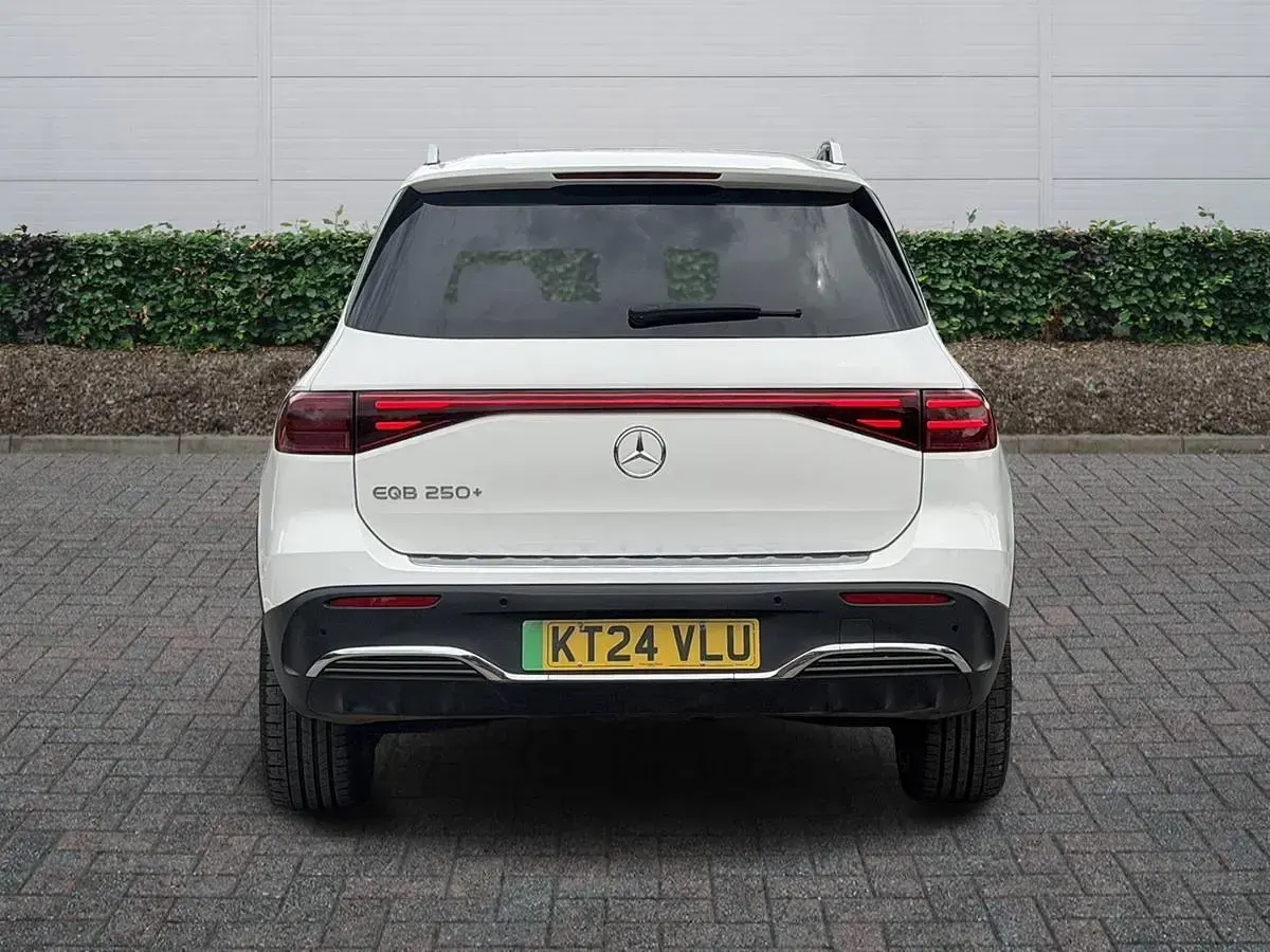 Used Mercedes EQB250+ AMG Line Premium 139 kW (190 HP) 2024 White SUV