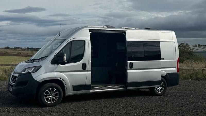 Used Peugeot Boxer 2018 Silver Van