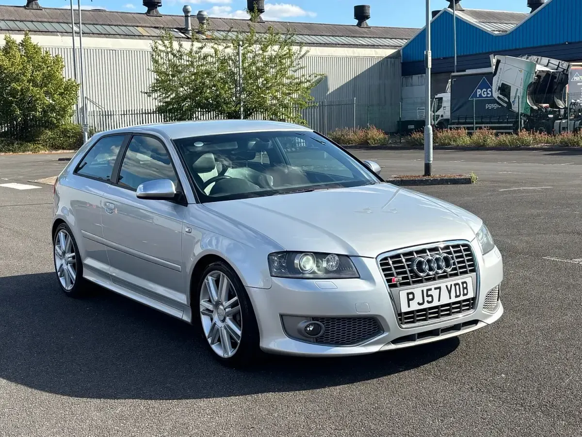 Used Audi A3 261 HP (191 kW) 2007 Silver Hatchback