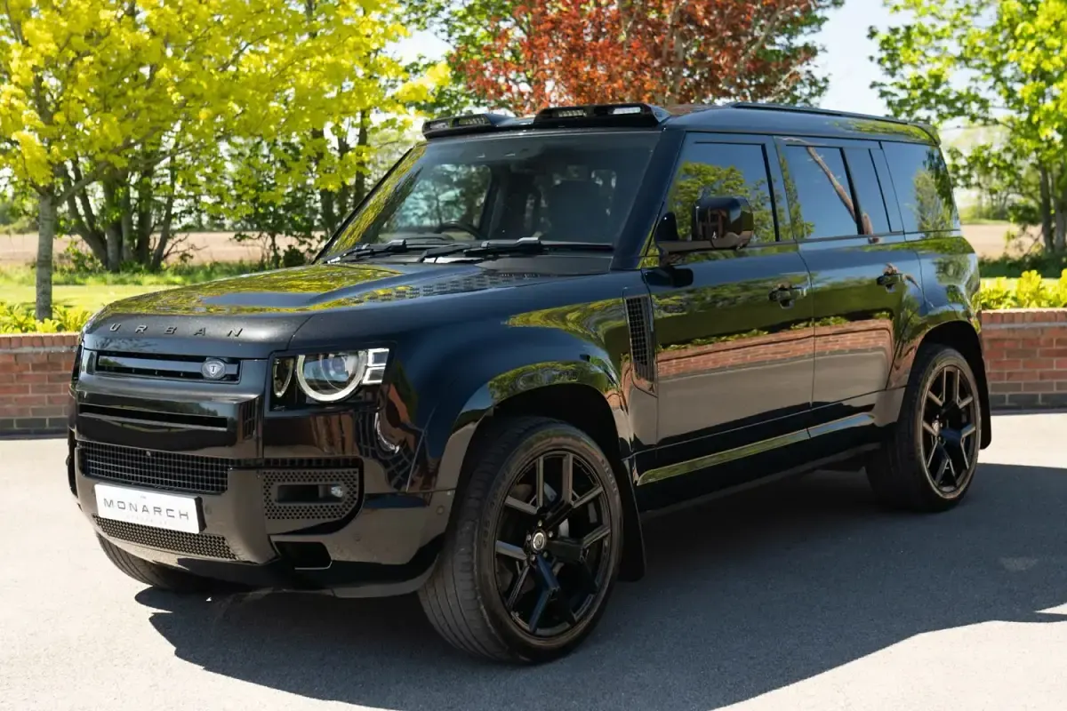 Usado Land Rover Defender HSE 2021 Preto SUV