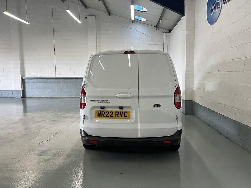 Used Ford Transit Limited 100 HP (73 kW) 2022 White Van
