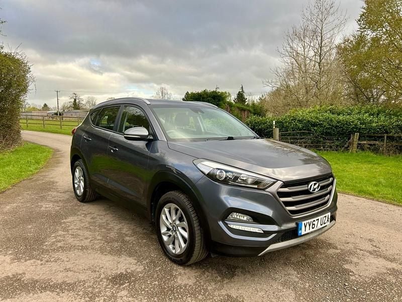 Used Hyundai Tucson SE 177 HP (130 kW) 2017 Grey SUV
