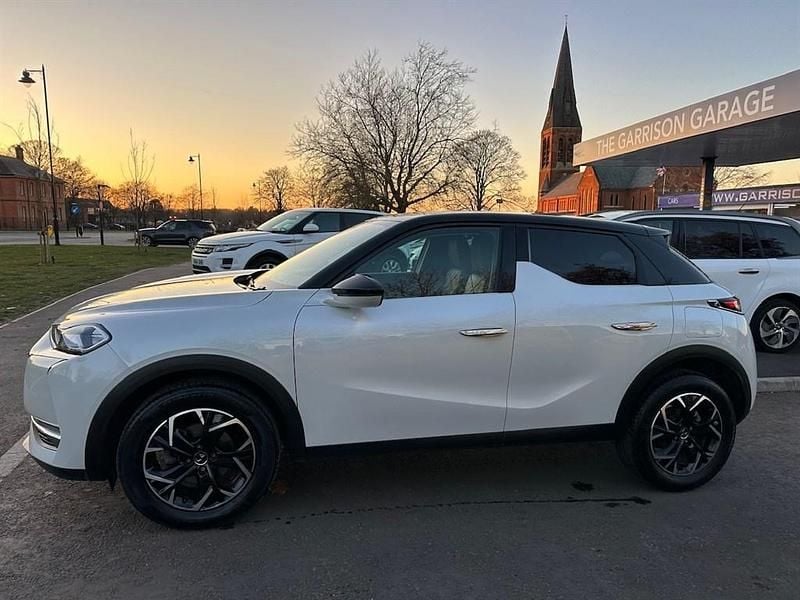 Used DS Automobiles DS3 Prestige 100 HP (73 kW) 2019 White MPV