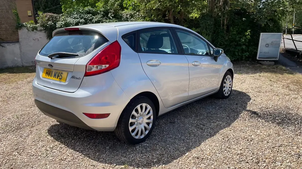 Used Ford Fiesta 2011 Silver Hatchback
