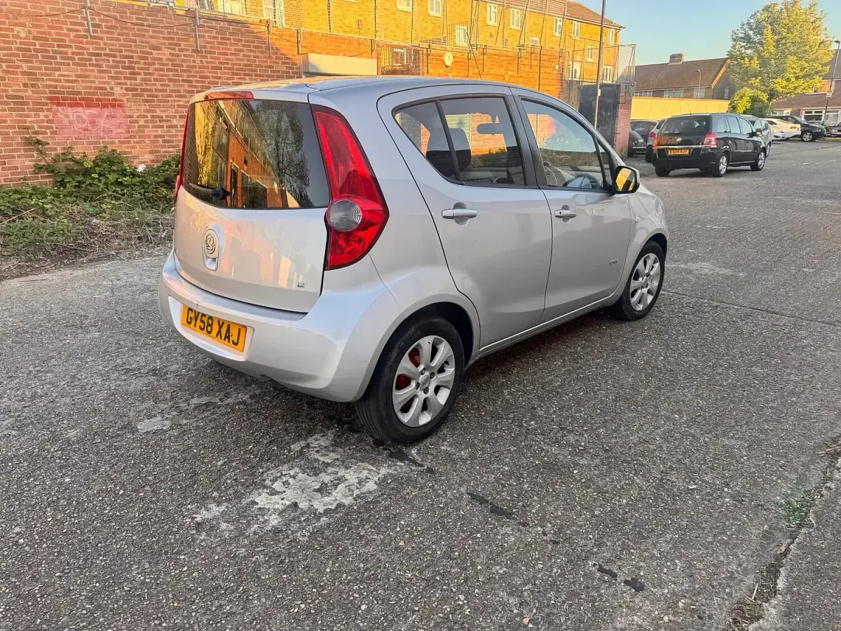 Used Vauxhall Agila Design Edition 2008 Silver MPV