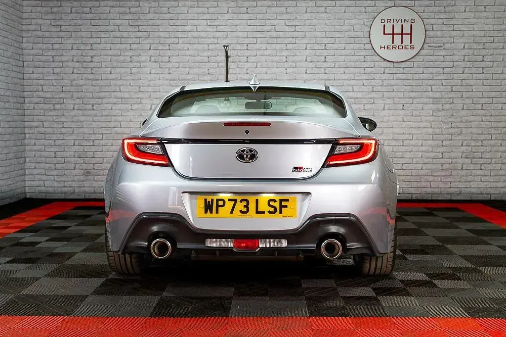 Used Toyota GR86 2023 Silver Coupe