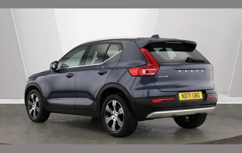 Used Volvo XC40 Inscription 161 HP (118 kW) 2022 Blue SUV