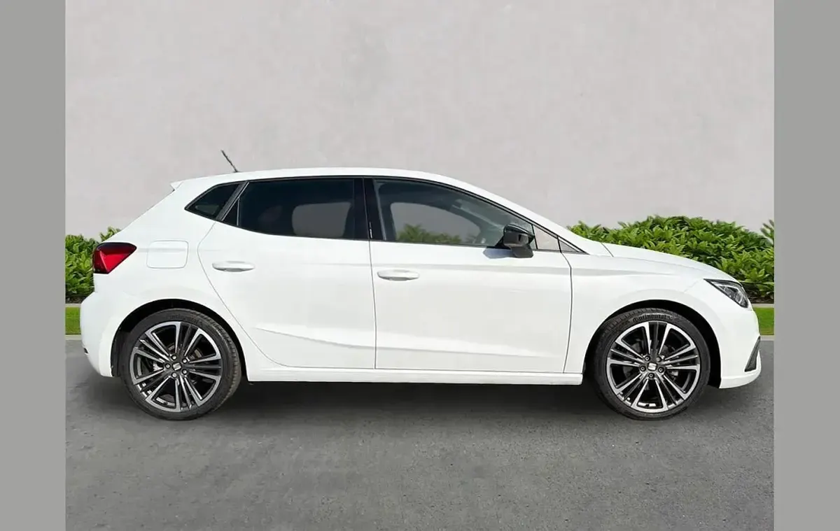 Used Seat Ibiza 113 HP (83 kW) 2024 White Hatchback