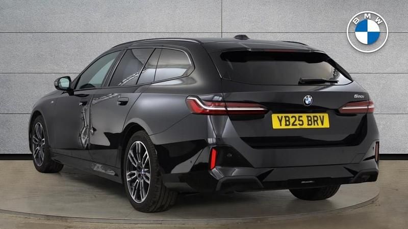 Used BMW 520 M Sport 205 HP (150 kW) 2025 Black Estate