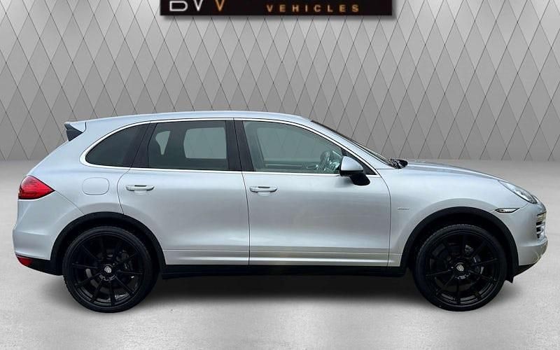 Used Porsche Cayenne 245 HP (180 kW) 2013 Silver SUV
