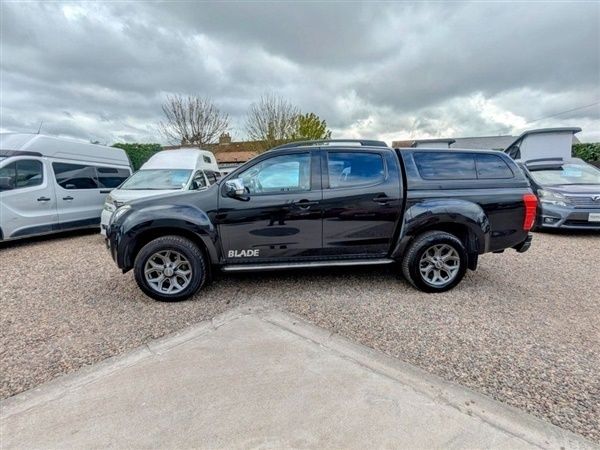 Black Used 2015 Isuzu Pick up Pickup | £14,245 (Good price) - Image 1/1
