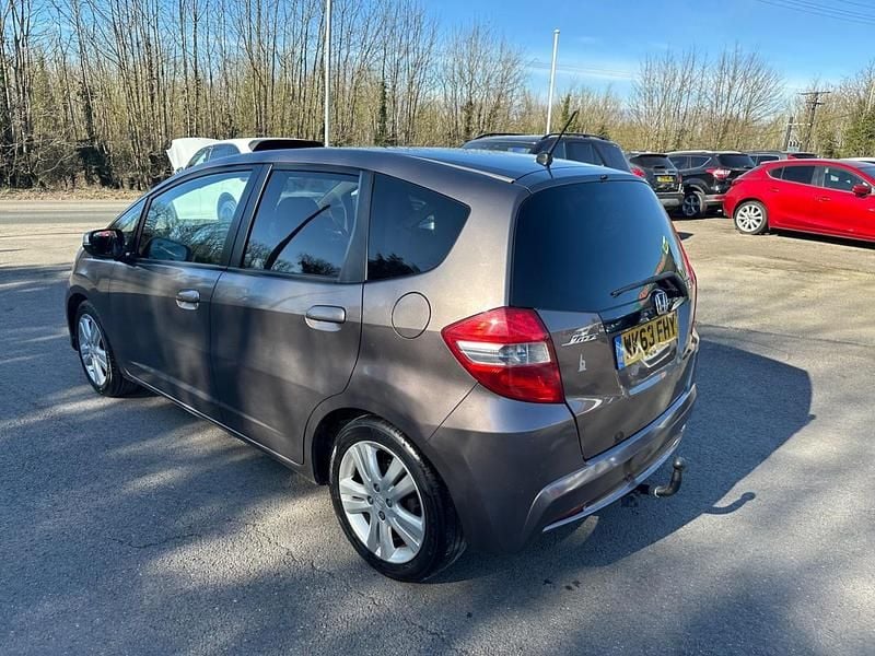 Used Honda Jazz ES 2013 Brown Hatchback