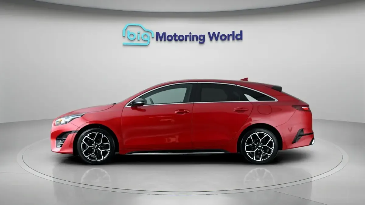 Used Kia ProCeed GT-Line 160 HP (117 kW) 2021 Red Estate