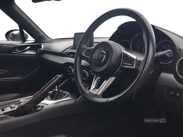 Used Mazda MX5 Inclusive 184 HP (135 kW) 2018 Grey Cabriolet