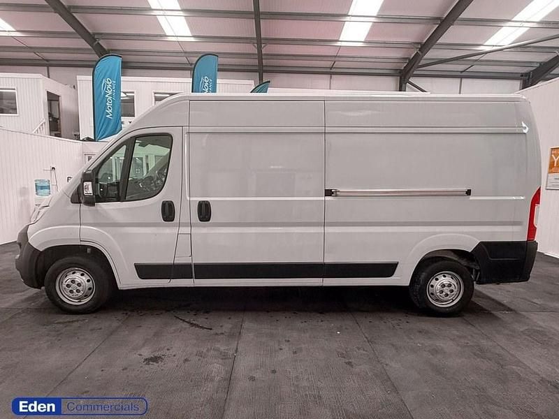 Used Citroën Relay 140 HP (102 kW) 2023 White Van