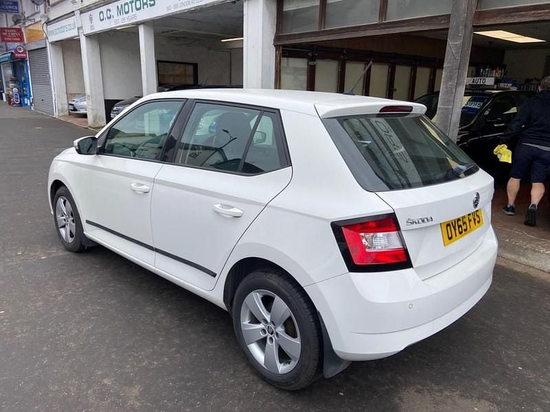Used Skoda Fabia SE 2015 White Hatchback
