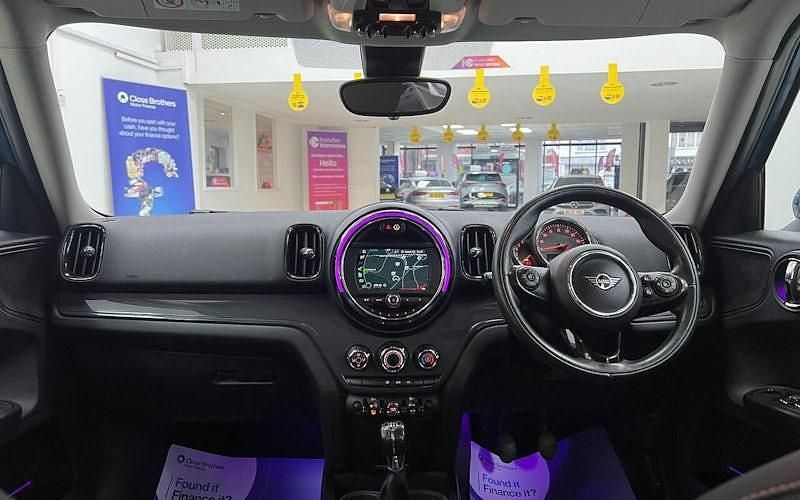 Usado Mini Cooper D Classic 150 HP (110 kW) 2020 Citadino