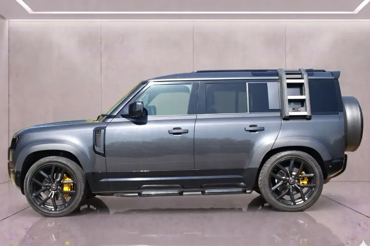 Used Land Rover Defender Dynamic 2021 Grey SUV