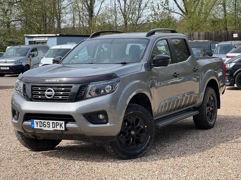 Used Nissan Navara N-Guard 190 HP (139 kW) 2019 Grey Pickup